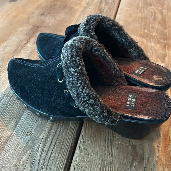 Stuart Whitman fleece lined clogs. - Picture 3 of 4